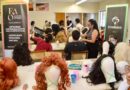 “Ópera nas Escolas”: Oficina gratuita ensina alunos de Manaus a desenvolverem perucas