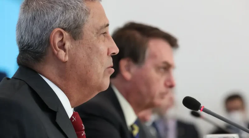 Moraes mantém prisão de Braga Netto