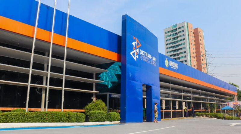 Detran-AM suspende serviços de habilitação para adequação devido à CNH do Brasil