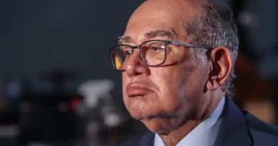 Gilmar decide que só PGR pode pedir impeachment de ministro do STF