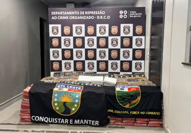 Mais de 1 tonelada de drogas é apreendida em embarcação na Zona Leste de Manaus; três são presos