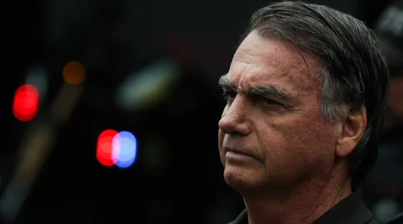 Laudo da PF descarta necessidade de hospitalização para Bolsonaro