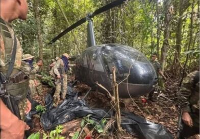 PF destrói laboratórios de cocaína e apreende helicóptero usado por nacrotraficantes no AM