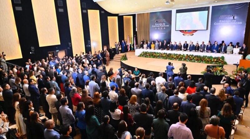 Escola de Contas do TCE-AM inicia ano letivo de 2026 com nova fase e projeto de Escola Superior