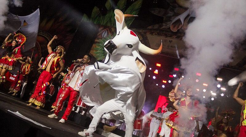Curral do Garantido celebra 30 anos do MAG e fortalece tradição em Manaus