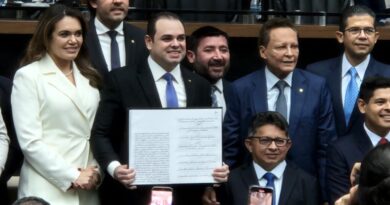 Roberto Cidade toma posse como governador interino do Amazonas