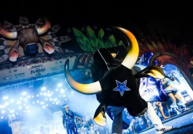 Com tributo ao Pop da Selva, Bar do Boi Caprichoso celebra 38 anos de história no Sambódromo