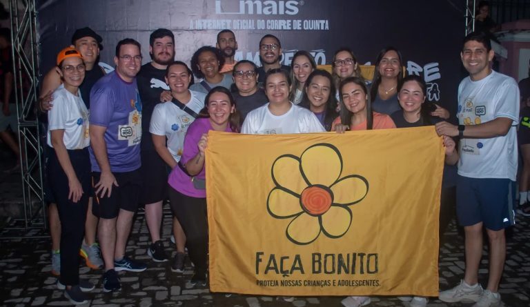 Sejusc promove ação de conscientização durante o Corre de Quinta, no Centro de Manaus