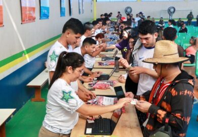 Doação de alimentos e CPF garantem acesso à Festa dos Visitantes em Parintins