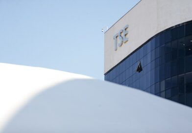 Fundo Eleitoral vai repassar quase R$ 5 bi a 30 partidos para campanhas em 2026