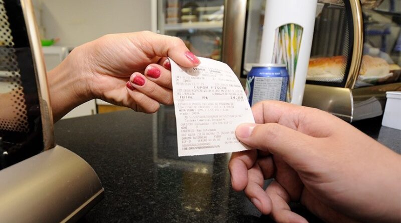 Reforma Tributária exige adaptação de empresas e promete mais transparência para consumidores