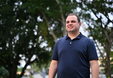 Roberto Cidade dispara em Manaus e tem a menor rejeição entre adversários, segundo Pesquisa Action