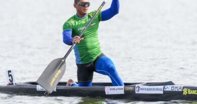 Isaquias Queiroz é campeão mundial no C1 500m na Polônia