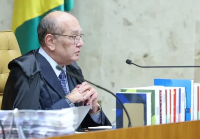 Gilmar Mendes critica vazamento seletivo de investigações no STF