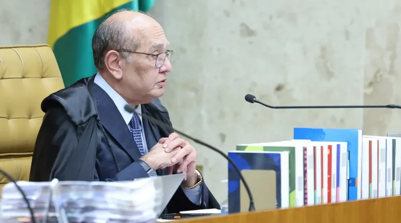 Gilmar Mendes critica vazamento seletivo de investigações no STF