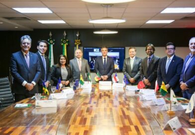Presidente da Aleam, Adjuto Afonso, participa da 5ª Reunião da Diretoria Executiva da Unale, em Brasília